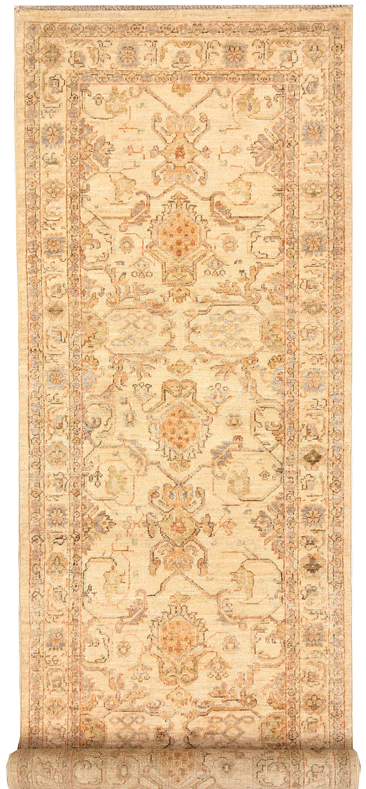 Blanched Almond Ziegler 2' 7 x 7' 11 - No. 65475 - ALRUG Rug Store