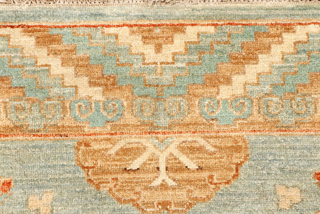 Silver Oushak 2'  6" x 6' " - No. QA18893