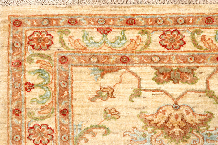 Bisque Ziegler 2' 8 x 7' 10 - No. 65477 - ALRUG Rug Store
