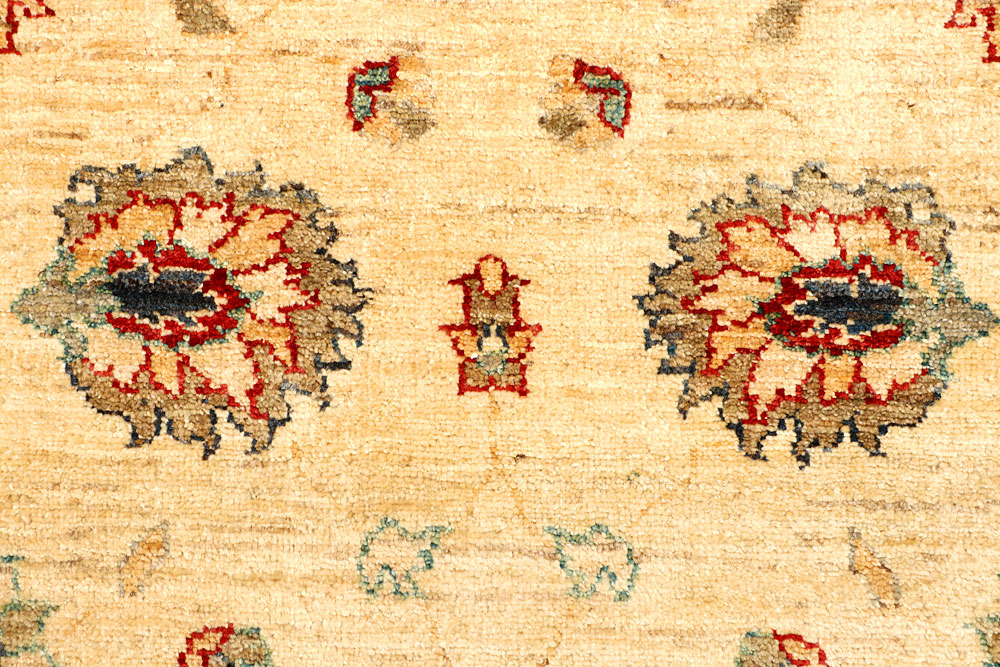 Navajo White Ziegler 2' 7 x 16' 2 - No. 65483 - ALRUG Rug Store