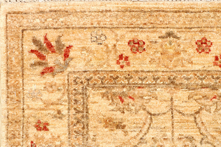 Bisque Ziegler 2' 9 x 7' 9 - No. 65501 - ALRUG Rug Store