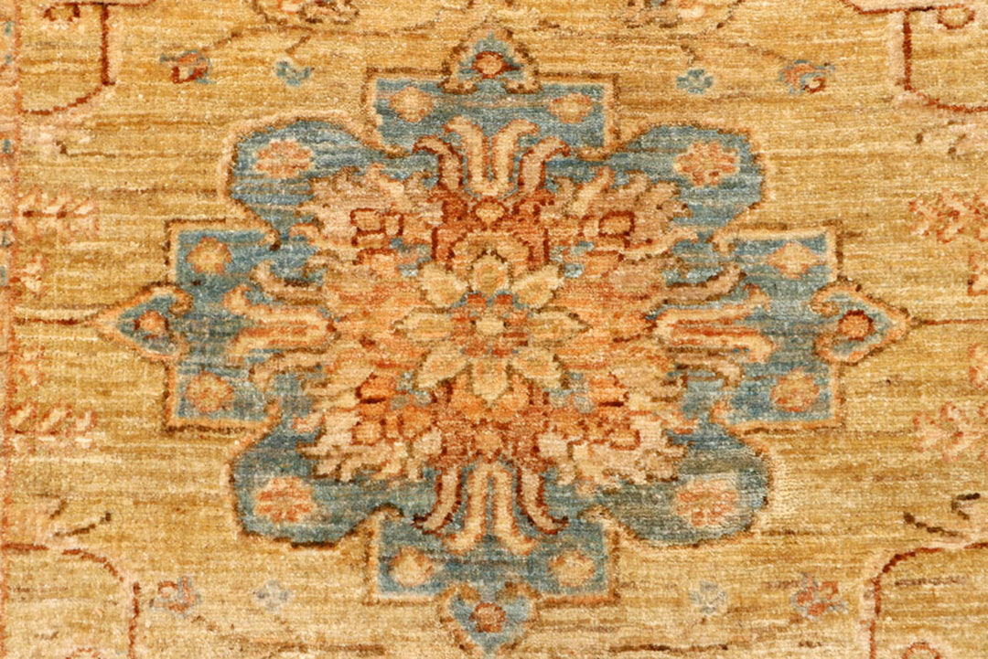 Navajo White Oushak 2'  9" x 7'  8" - No. QA80123