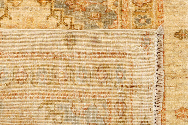 Navajo White Oushak 2' 7 x 5' 8 - No. 65515 - ALRUG Rug Store