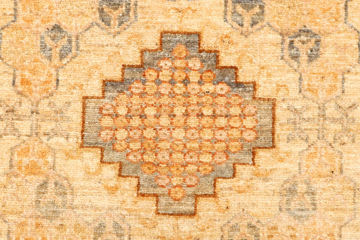 Navajo White Oushak 2' 9 x 8' 11 - No. 65523 - ALRUG Rug Store