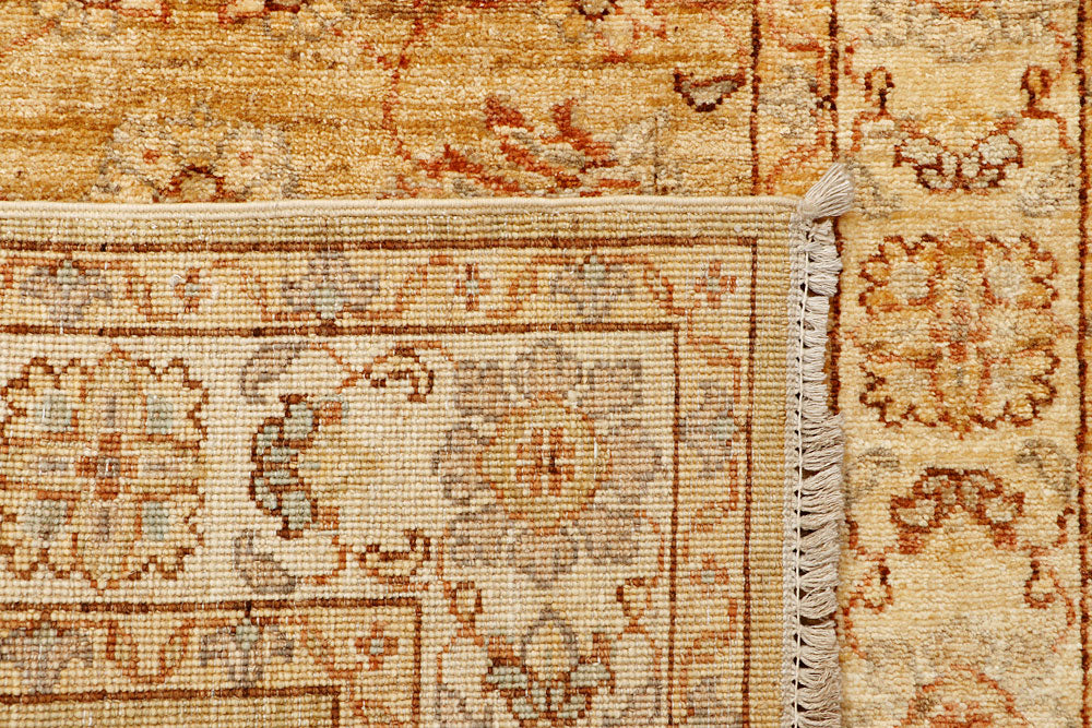 Navajo White Ziegler 2' 7 x 9' 11 - No. 65524 - ALRUG Rug Store