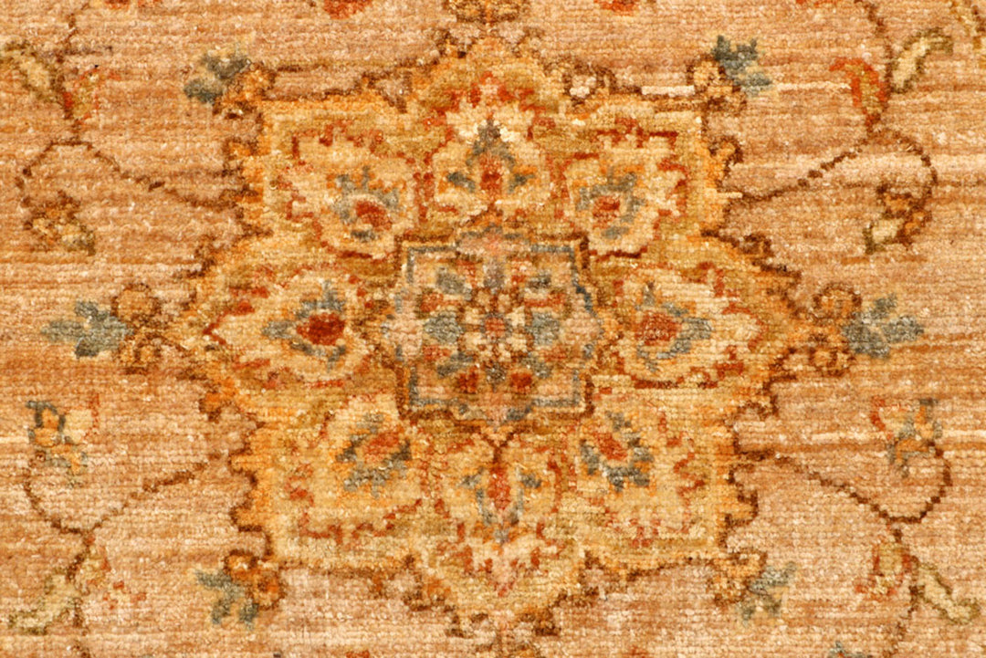 Navajo White Ziegler 2'  6" x 8' " - No. QA16380