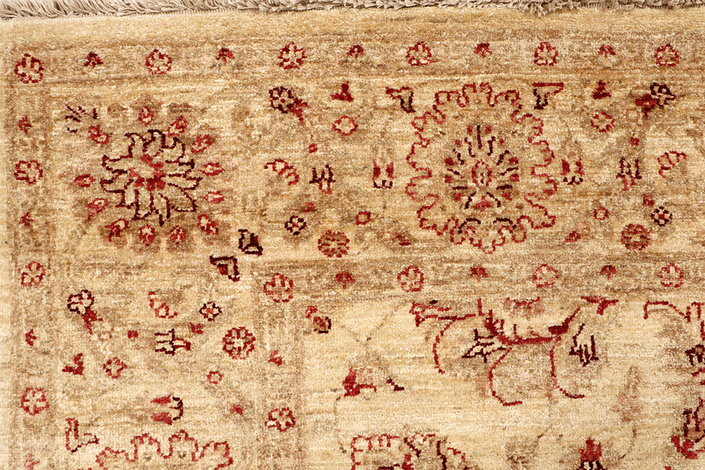 Navajo White Ziegler 5' 5 x 7' 9 - No. 65537 - ALRUG Rug Store