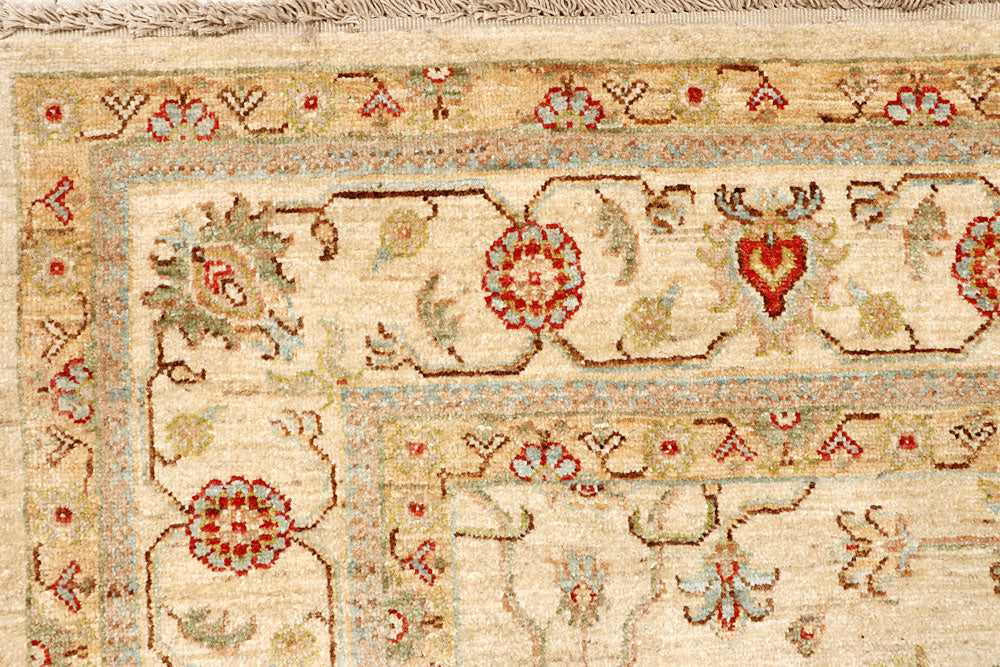 Navajo White Ziegler 5' 5 x 8' 4 - No. 65543 - ALRUG Rug Store