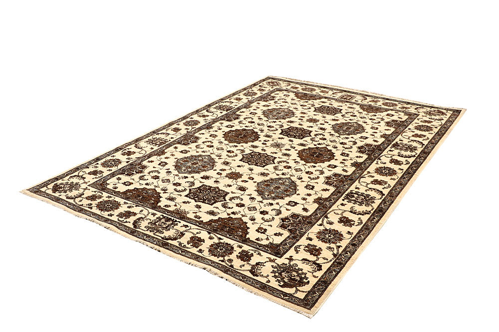Blanched Almond Ziegler 5' 11 x 8' 6 - No. 65546 - ALRUG Rug Store