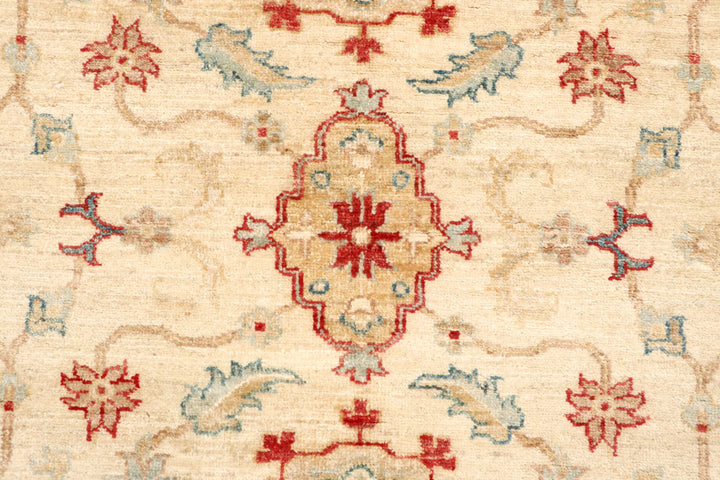 Navajo White Ziegler 5' 10 x 8' - No. 65547 - ALRUG Rug Store