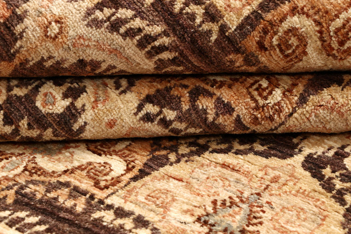 Tan Ikat 5' 5 x 8' 1 - No. 65548 - ALRUG Rug Store