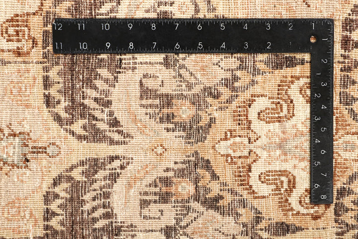 Tan Ikat 5' 5 x 8' 1 - No. 65548 - ALRUG Rug Store
