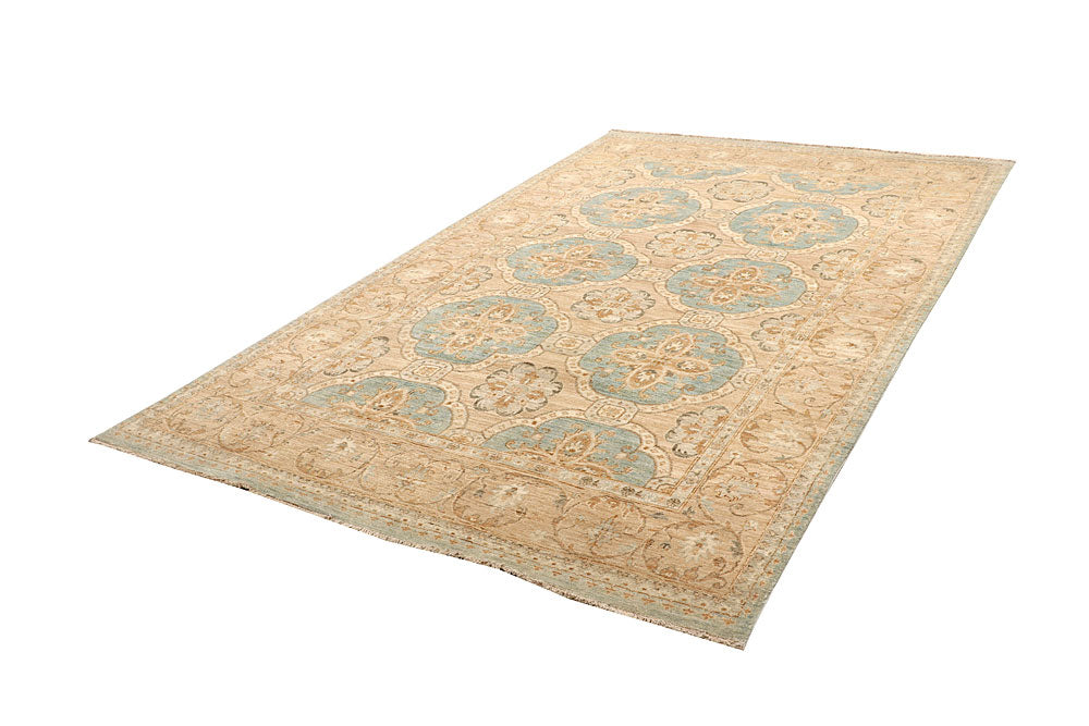 Navajo White Ziegler 5' 10 x 9' 5 - No. 65553 - ALRUG Rug Store