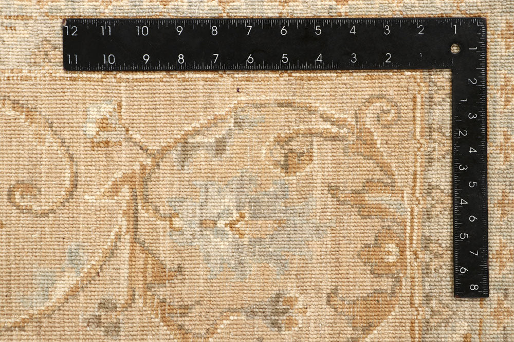 Navajo White Ziegler 5' 10 x 9' 5 - No. 65553 - ALRUG Rug Store
