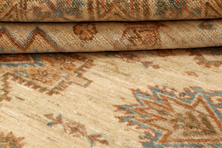 Bisque Oushak 4' 11 x 6' 11 - No. 65559 - ALRUG Rug Store