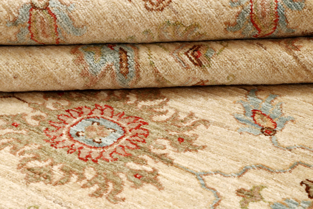 Blanched Almond Ziegler 5' 7 x 8' 9 - No. 65572 - ALRUG Rug Store