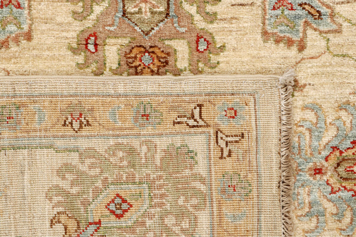 Blanched Almond Ziegler 5' 7 x 8' 9 - No. 65572 - ALRUG Rug Store