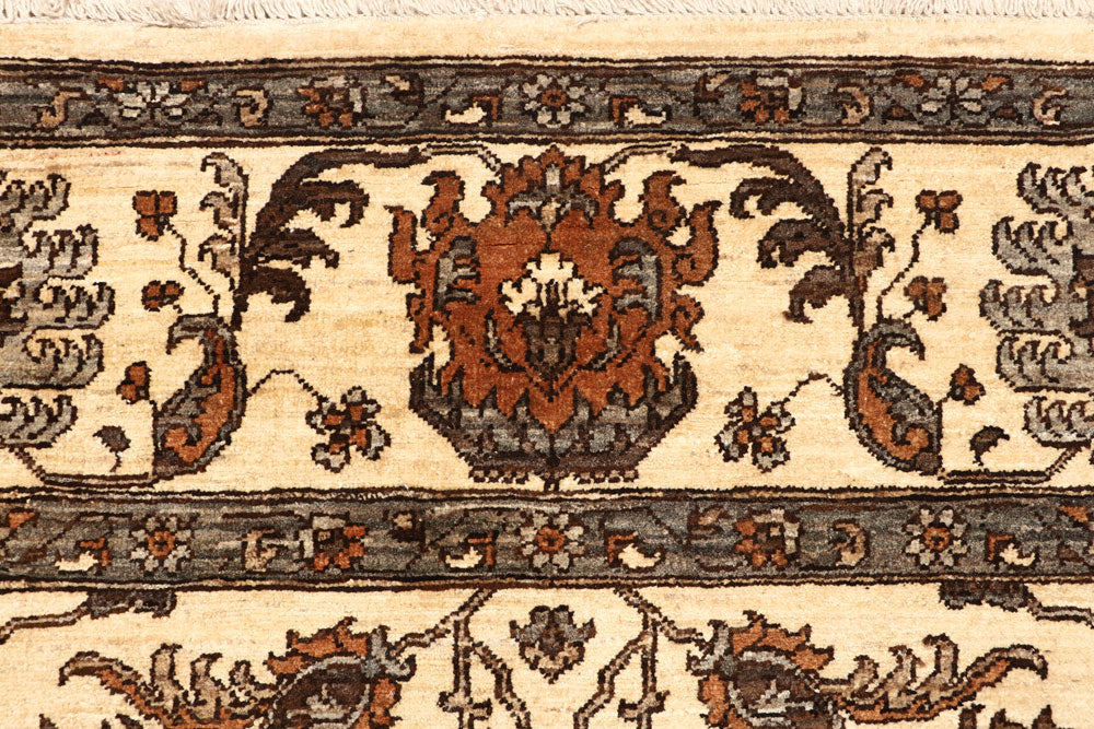 Blanched Almond Ziegler 6' x 8' 11 - No. 65578 - ALRUG Rug Store