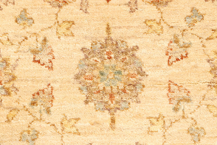 Navajo White Oushak 2' 3 x 7' 3 - No. 65688 - ALRUG Rug Store