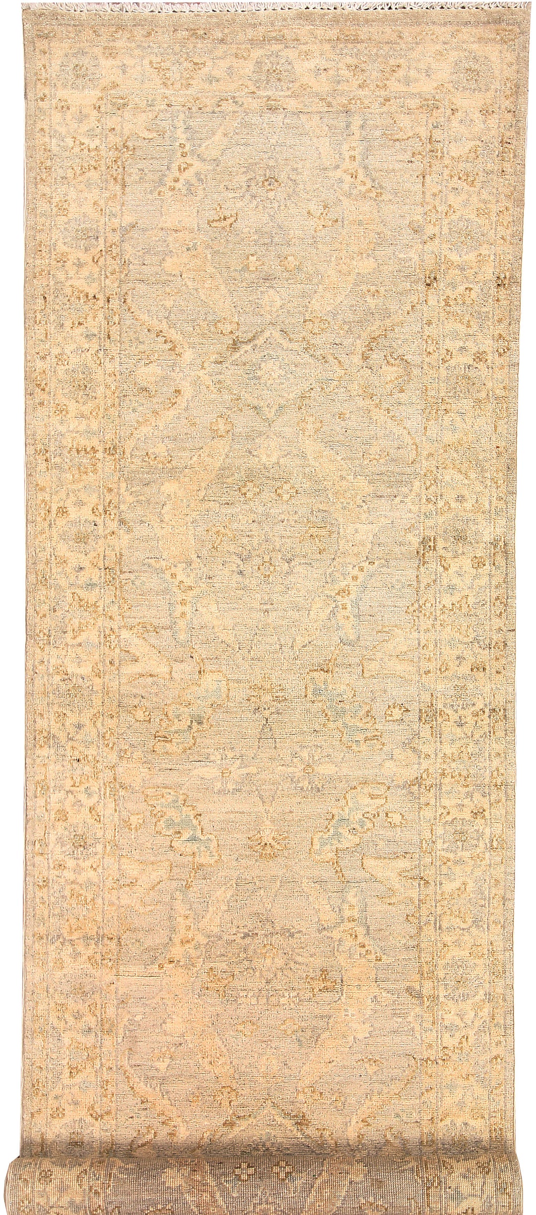 Bisque Oushak 2' 6 x 7' 7 - No. 65689 - ALRUG Rug Store