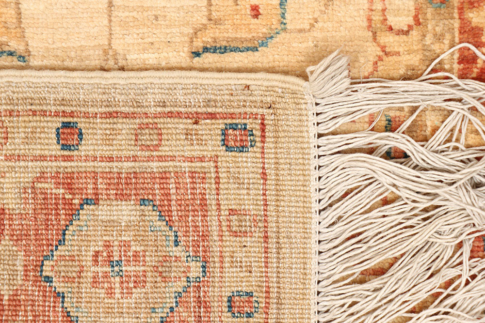Navajo White Oushak 2' 4 x 7' 1 - No. 65691 - ALRUG Rug Store