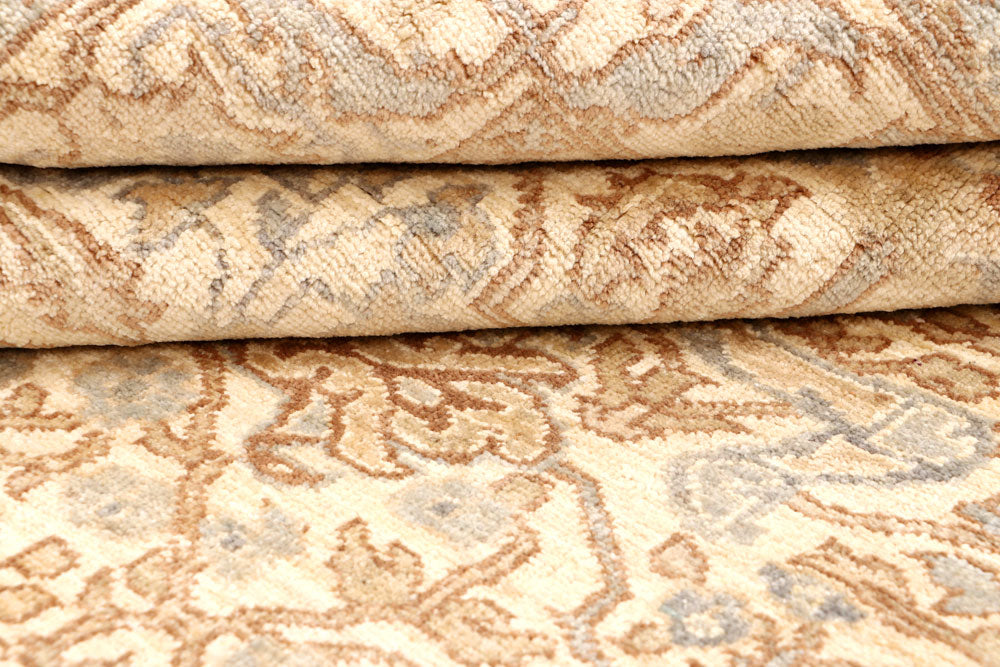 Blanched Almond Ziegler 4' 6 x 5' 9 - No. 65711 - ALRUG Rug Store