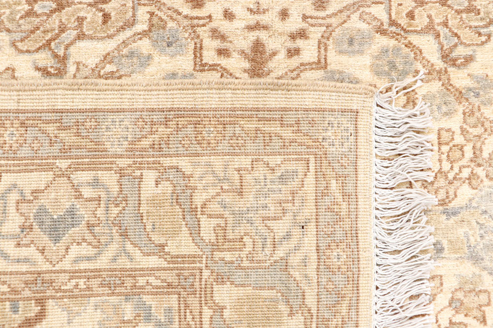 Blanched Almond Ziegler 4' 6 x 5' 9 - No. 65711 - ALRUG Rug Store