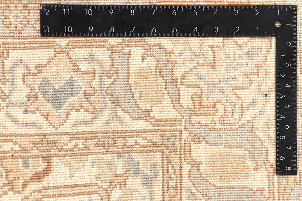 Blanched Almond Ziegler 4' 6 x 5' 9 - No. 65711 - ALRUG Rug Store