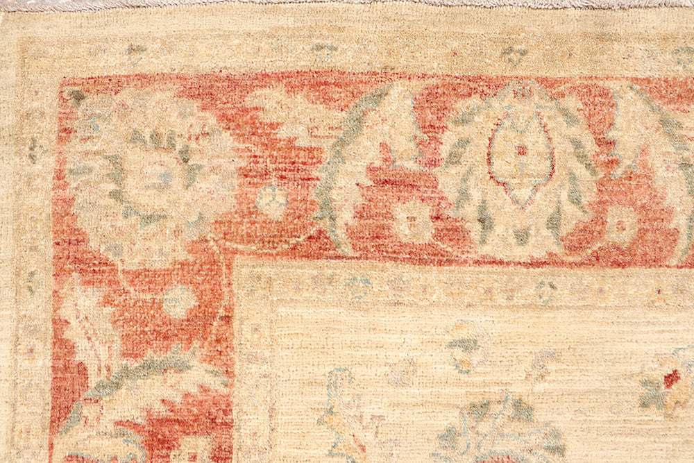 Bisque Ziegler 5' 5 x 8' - No. 65718 - ALRUG Rug Store
