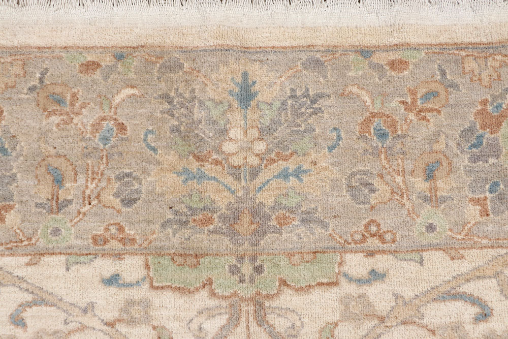 Bisque Ziegler 8' 4 x 11' 7 - No. 65734 - ALRUG Rug Store