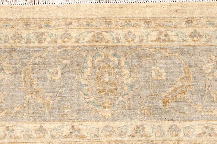 Navajo White Ziegler 8' 11 x 11' 11 - No. 65755 - ALRUG Rug Store