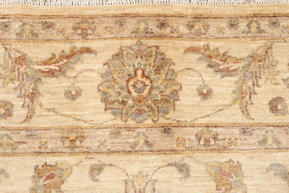Cornsilk Ziegler 6' 6 x 9' 9 - No. 65766 - ALRUG Rug Store