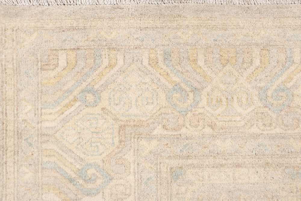 Bisque Oushak 6' 2 x 9' 2 - No. 65769 - ALRUG Rug Store
