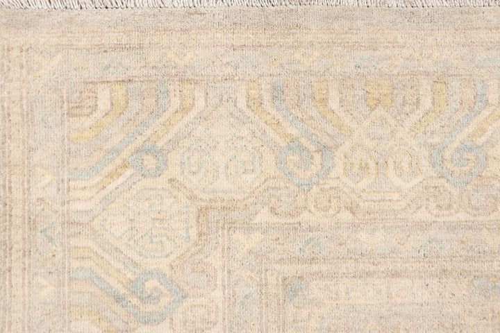 Bisque Oushak 6' 2 x 9' 2 - No. 65769 - ALRUG Rug Store