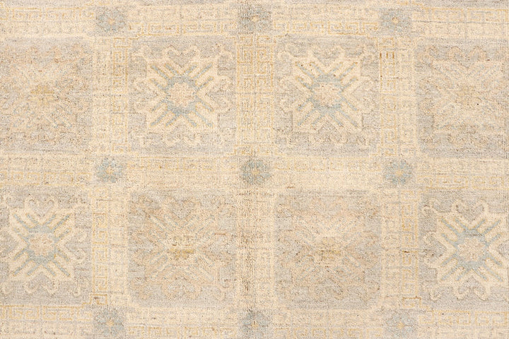 Bisque Oushak 6' 2 x 9' 2 - No. 65769 - ALRUG Rug Store