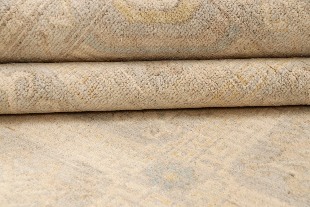 Bisque Oushak 6' 2 x 9' 2 - No. 65769 - ALRUG Rug Store