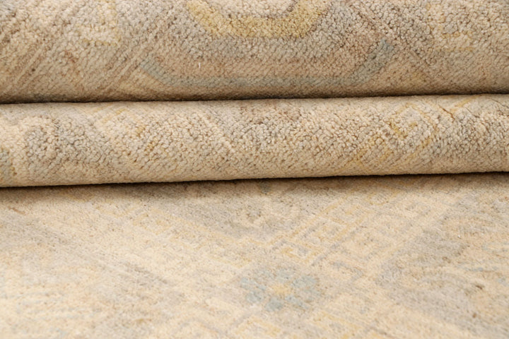 Bisque Oushak 6' 2 x 9' 2 - No. 65769 - ALRUG Rug Store