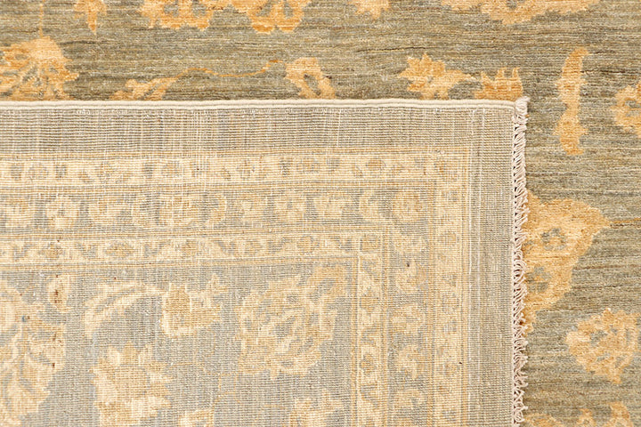 Navajo White Ziegler 9' 1 x 11' 7 - No. 65790 - ALRUG Rug Store