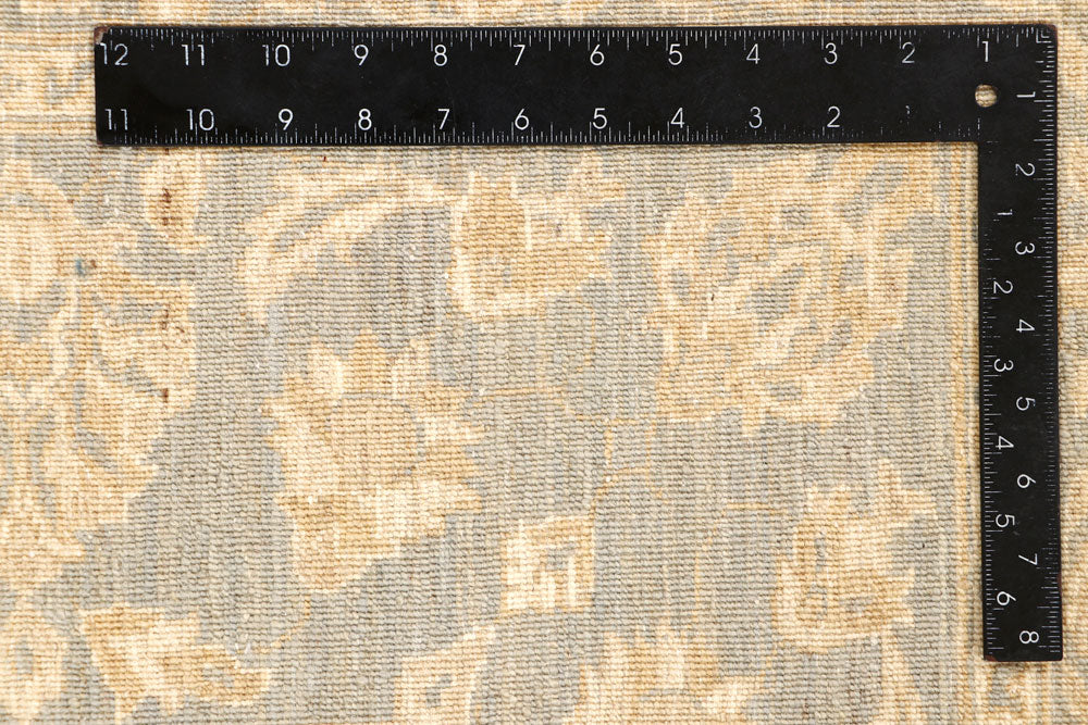 Navajo White Ziegler 9' 1 x 11' 7 - No. 65790 - ALRUG Rug Store
