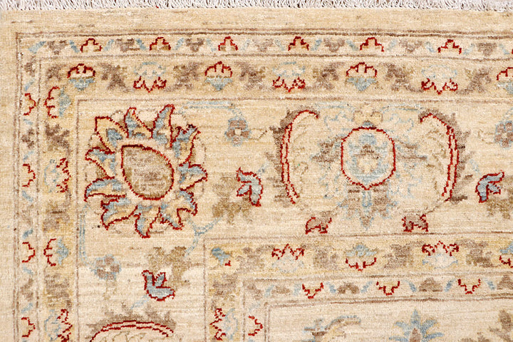 Blanched Almond Ziegler 7' 10 x 7' 10 - No. 65791 - ALRUG Rug Store