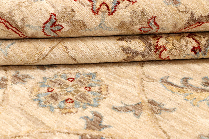 Blanched Almond Ziegler 7' 10 x 7' 10 - No. 65791 - ALRUG Rug Store