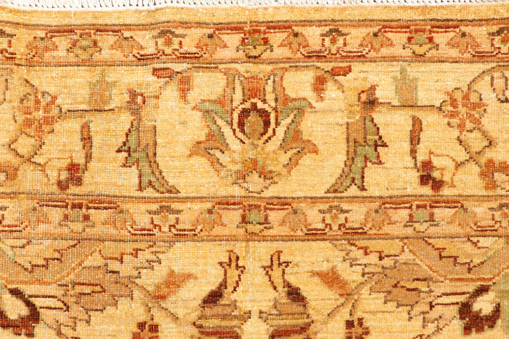 Navajo White Ziegler 5' 11 x 8' 10 - No. 65797 - ALRUG Rug Store