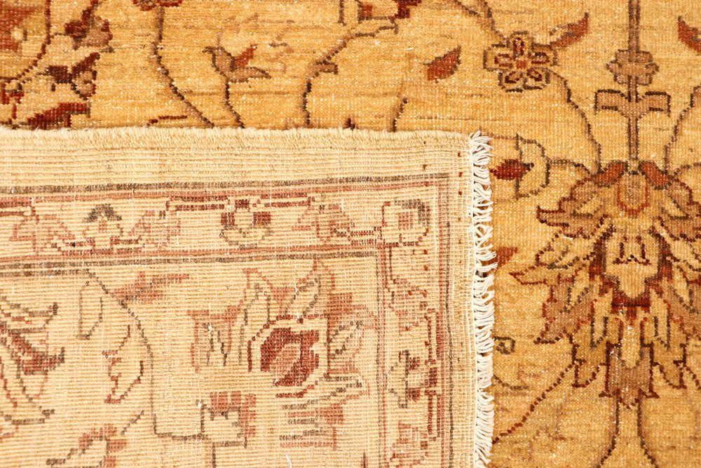 Navajo White Ziegler 5' 11 x 8' 10 - No. 65797 - ALRUG Rug Store