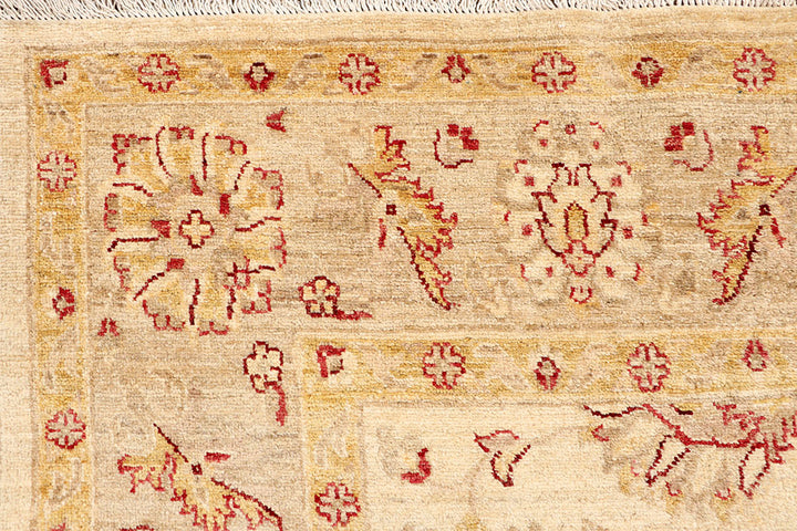 Cornsilk Ziegler 5' 5 x 7' 9 - No. 65801 - ALRUG Rug Store