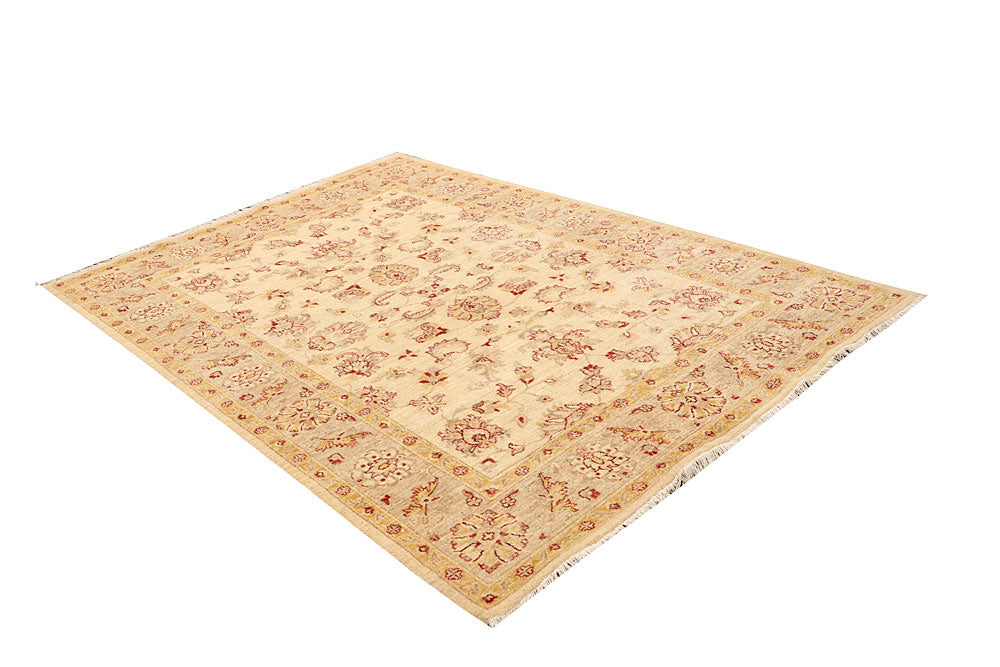 Cornsilk Ziegler 5' 5 x 7' 9 - No. 65801 - ALRUG Rug Store