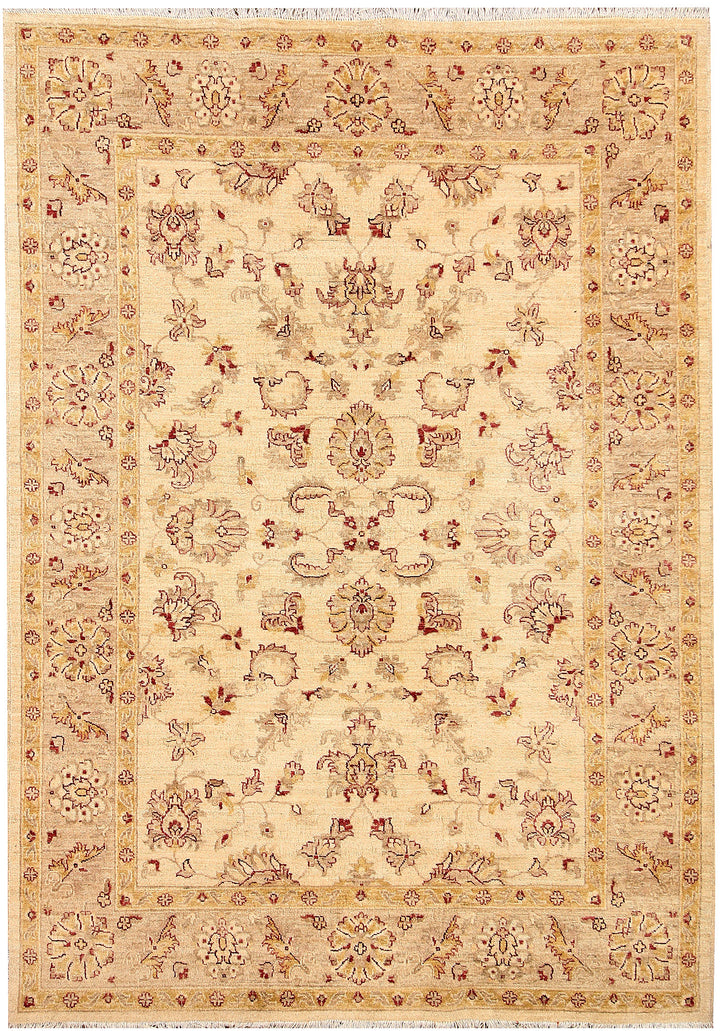 Cornsilk Ziegler 5' 5 x 7' 9 - No. 65801 - ALRUG Rug Store