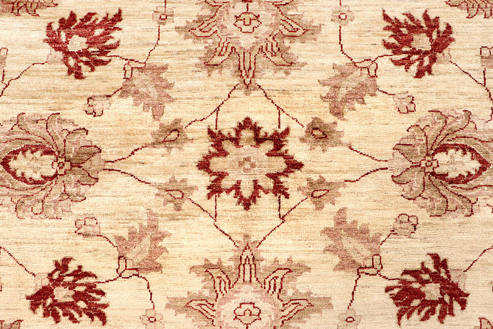 Bisque Ziegler 7' 10 x 9' 8 - No. 65829 - ALRUG Rug Store