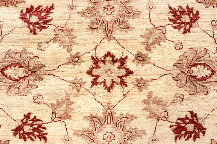 Bisque Ziegler 7' 10 x 9' 8 - No. 65829 - ALRUG Rug Store