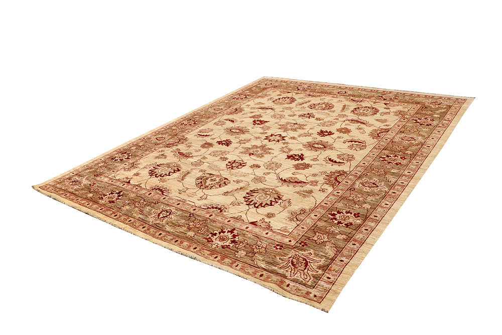 Bisque Ziegler 7' 10 x 9' 8 - No. 65829 - ALRUG Rug Store