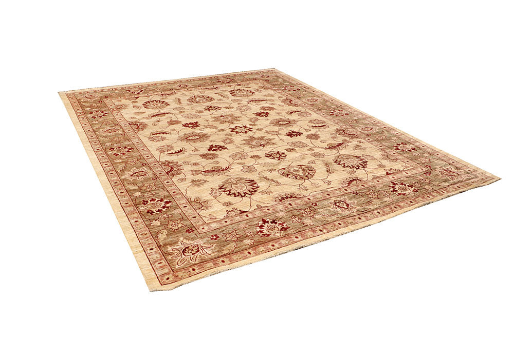 Bisque Ziegler 7' 10 x 9' 8 - No. 65829 - ALRUG Rug Store